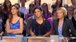 Elise Chassaing dans le Grand Journal De Canal Plus - 04/09/09 - 3