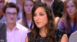 Elise Chassaing dans le Grand Journal De Canal Plus - 14/12/09 - 3