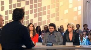 Elise Chassaing dans le Grand Journal De Canal Plus - 20/10/09 - 3