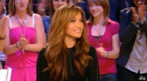 Jennifer Lopez dans le Grand Journal De Canal Plus - 26/04/10 - 2