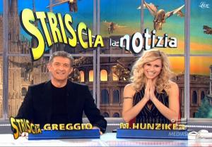 Michelle Hunziker dans Striscia La Notizia - 22/01/09 - 4