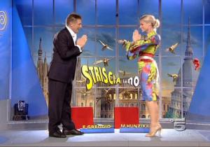 Michelle Hunziker dans Striscia La Notizia - 29/09/06 - 1