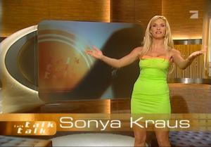 Sonya Kraus dans Talk Talk Talk - 17/02/07 - 1