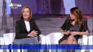 Debora Salvalaggio dans Domenica Cinque - 09/10/11 - 08