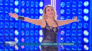 Barbara d'Urso dans Domenica Live - 10/03/19 - 07
