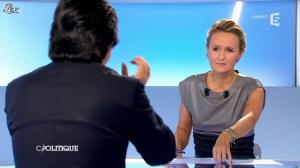 Caroline Roux dans C Politique - 09/09/12 - 36