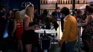 Kaley Cuoco et Mélissa Rauch dans The Big Bang Theory - 25/08/18 - 04