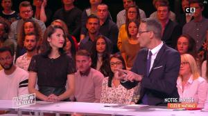 Clelie-Mathias--C-est-Que-de-la-Tele--20-11-17--03