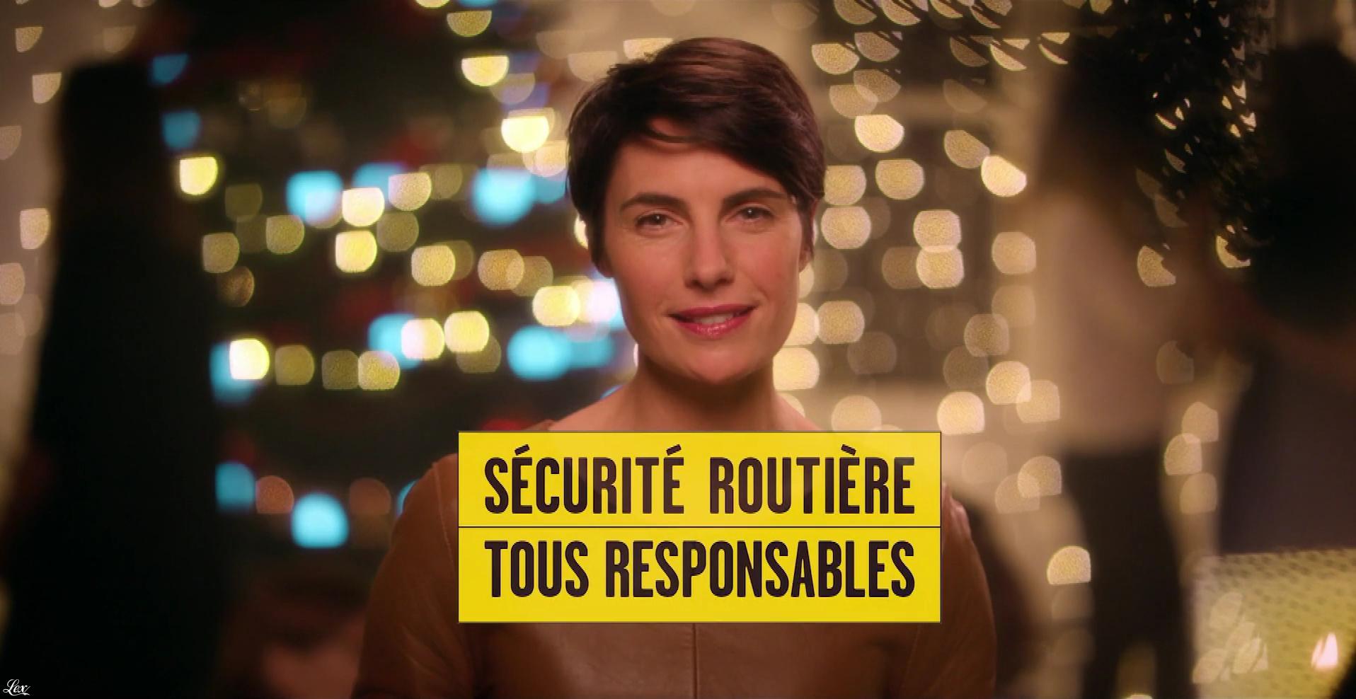 Alessandra Sublet dans Spot pour la Sécurité Routière. Diffusé à la télévision le 26/12/17.