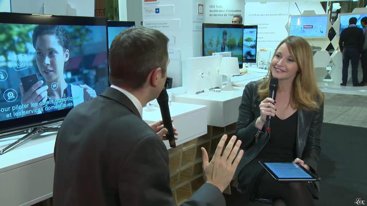 Valérie Amarou dans le Live d'Osons la France. Diffusé à la télévision le 01/12/14.