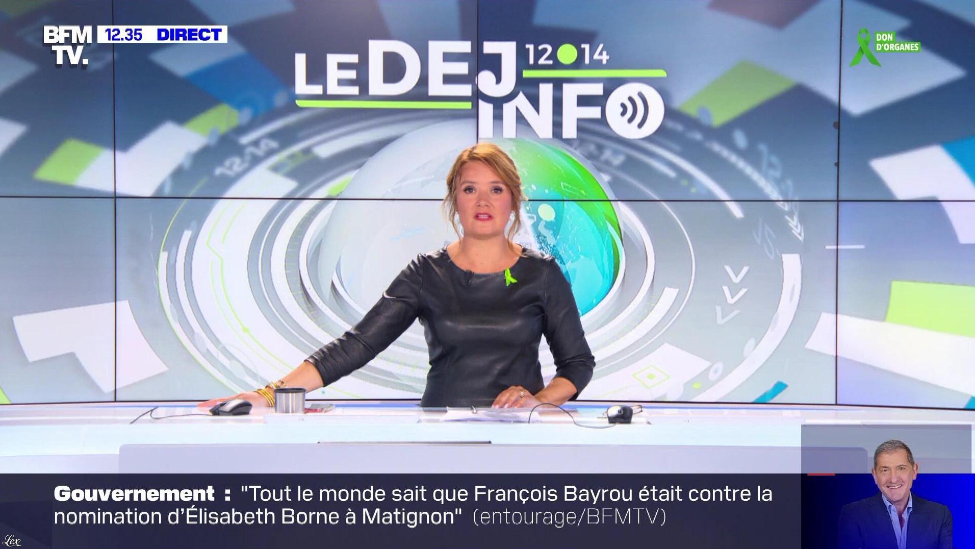 Pascale De La Tour Du Pin dans le Dej Info. Diffusé à la télévision le 22/06/22.