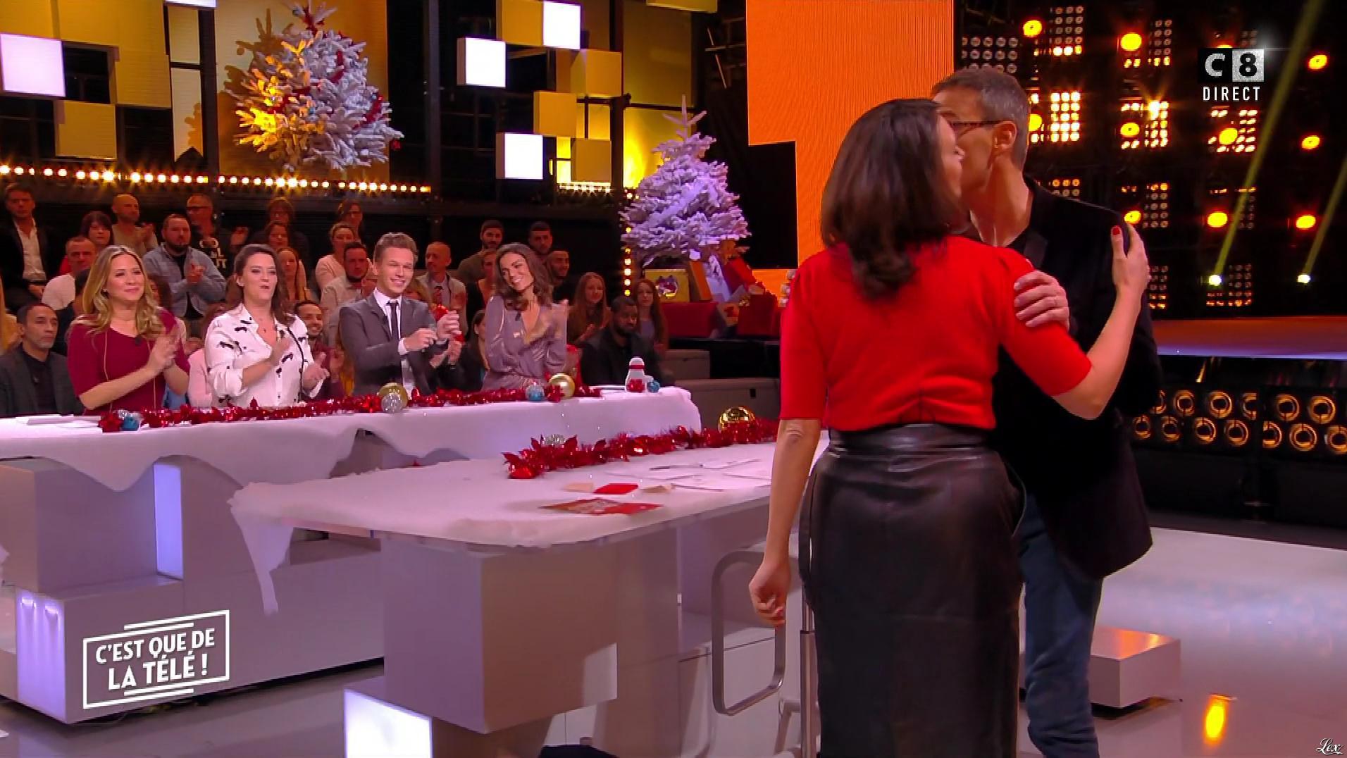 Julia vignali fesses