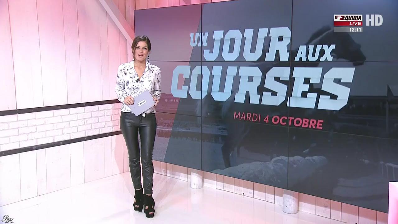 Amélie Bitoun dans un Jour aux Courses. Diffusé à la télévision le 04/10/16.