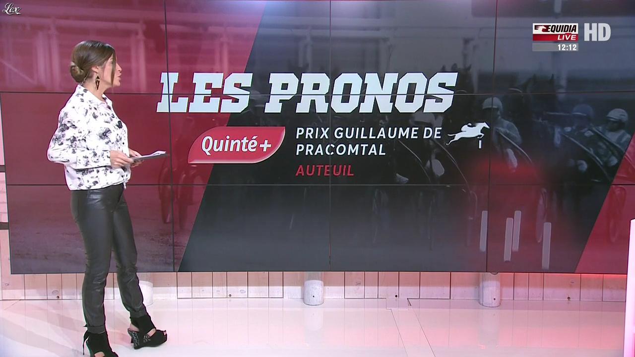 Amélie Bitoun dans un Jour aux Courses. Diffusé à la télévision le 04/10/16.