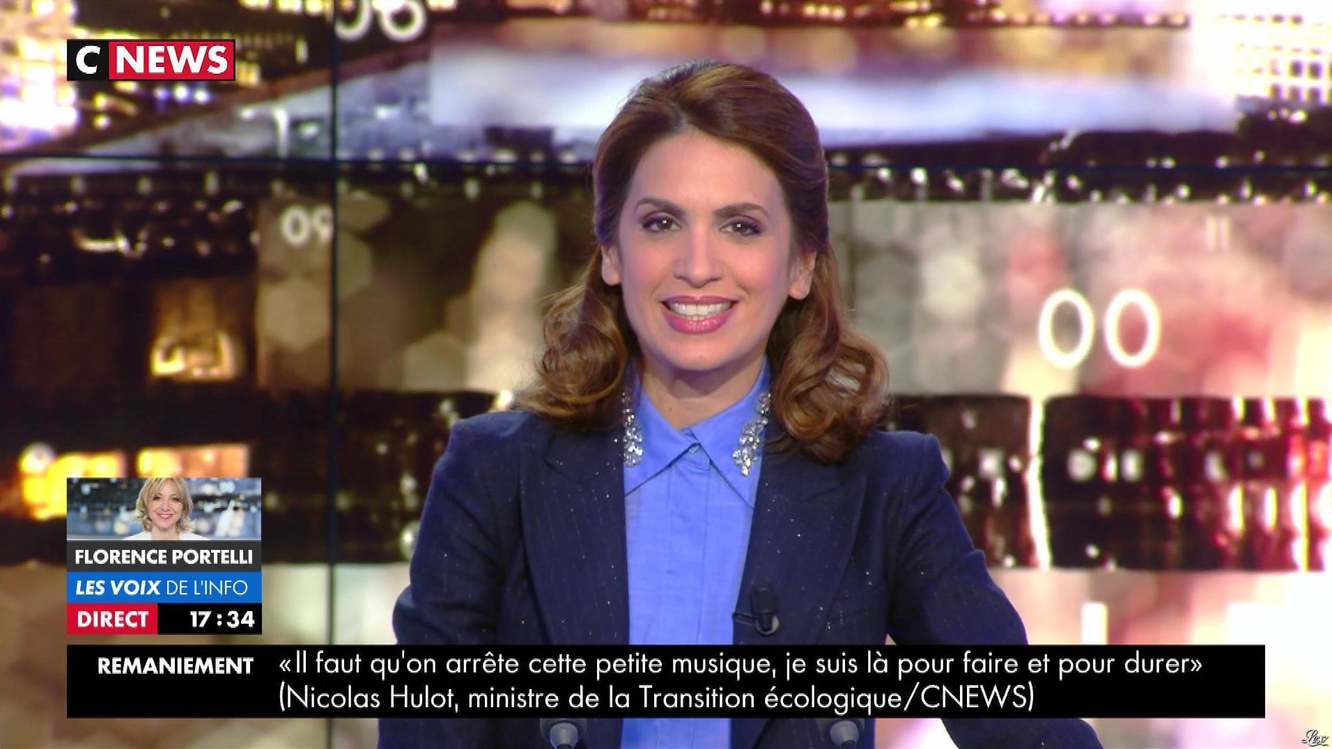 Sonia Mabrouk dans les Voix de l'Info. Diffusé à la télévision le 21/11/17.