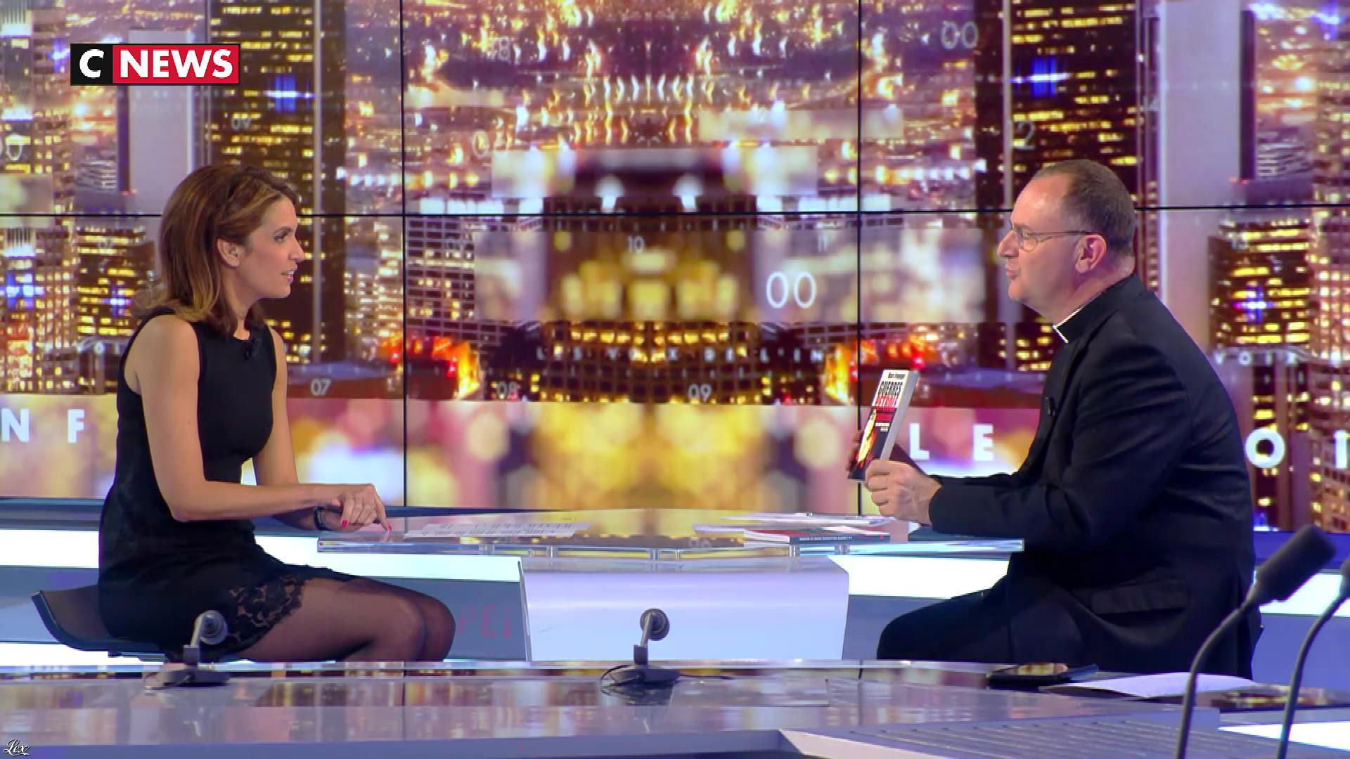 Sonia Mabrouk dans les Voix de l'Info. Diffusé à la télévision le 01/11/17.